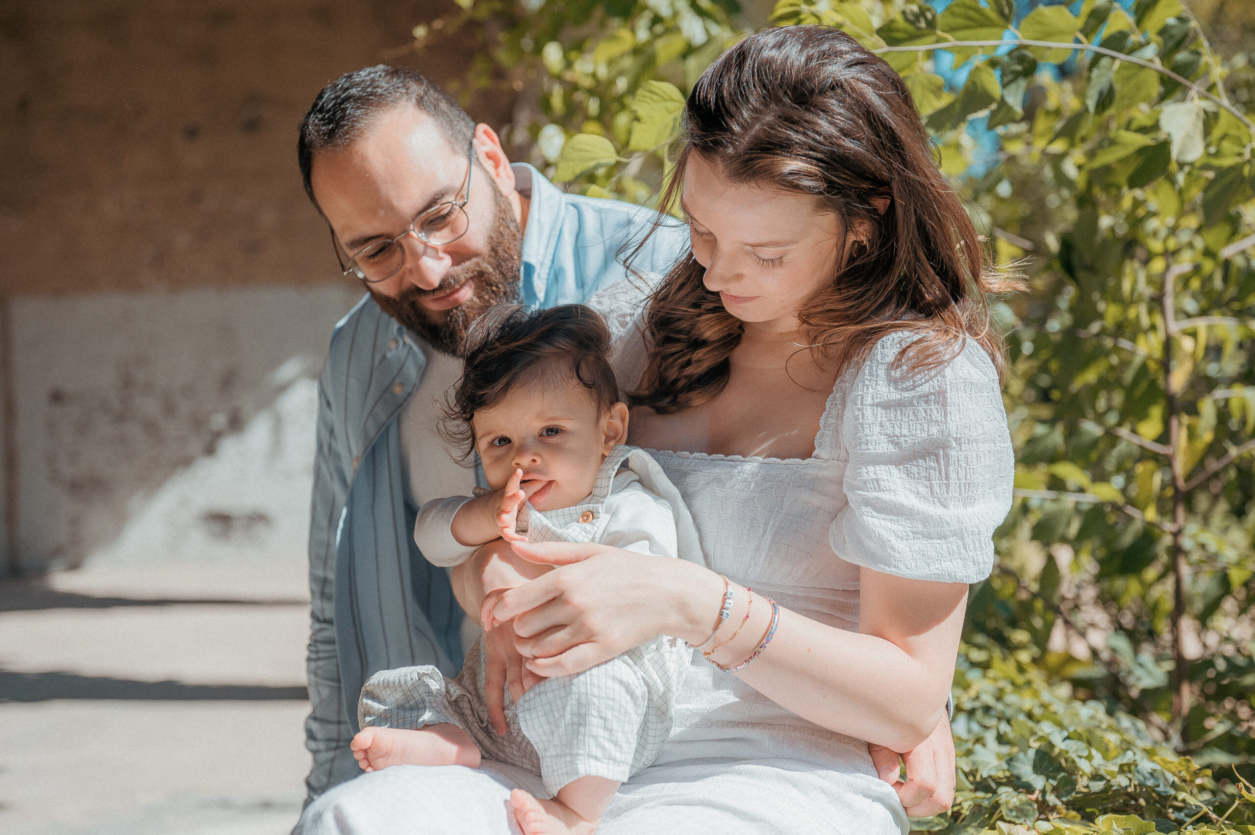 Séance photo famille avec bébé à l'Hôtel de Fourvière Lyon — Kaïto Rimbaud