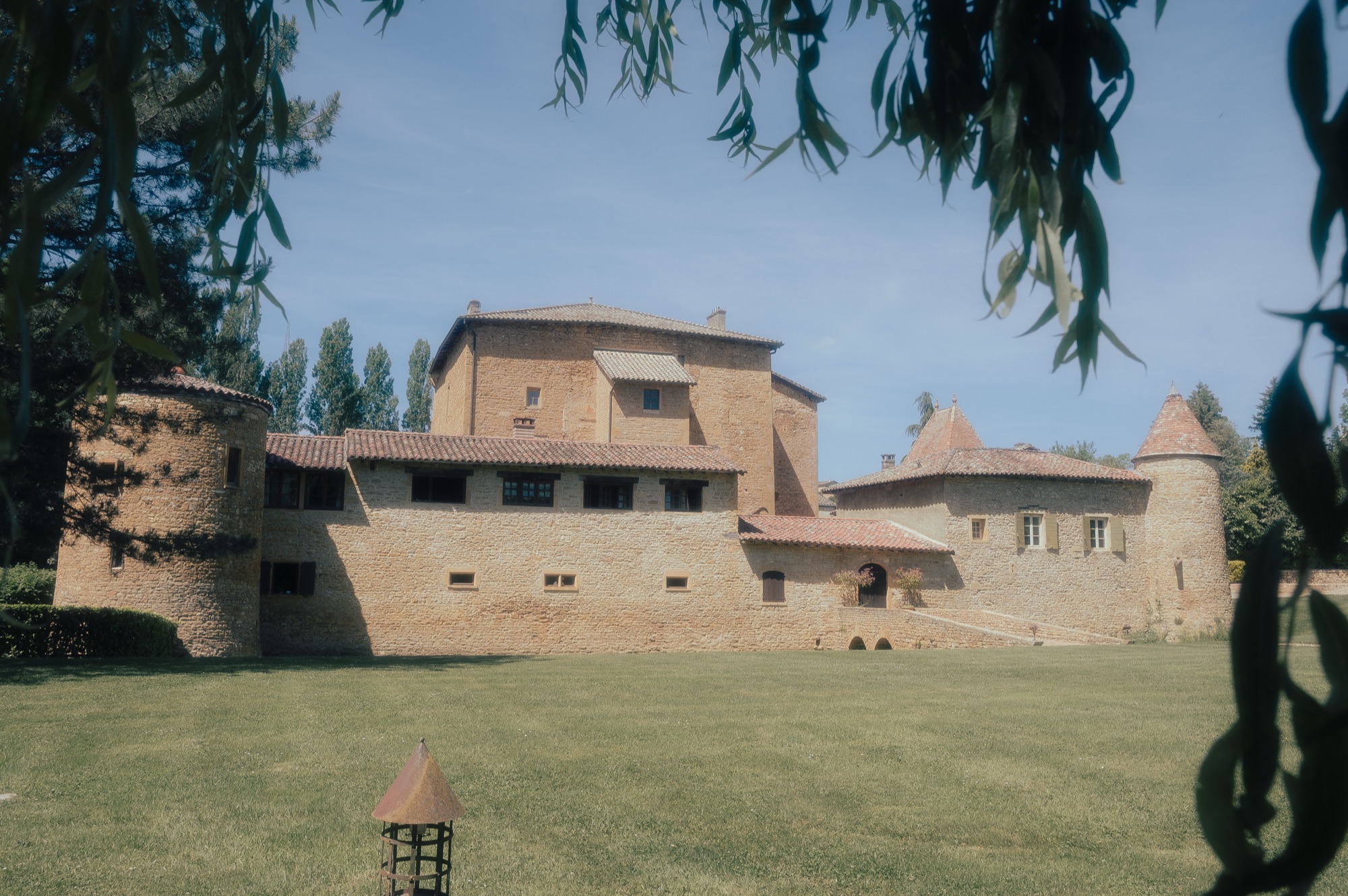 Château du Sou, lieu de mariage à Lacenas dans le Beaujolais, Kaïto Rimbaud photographe